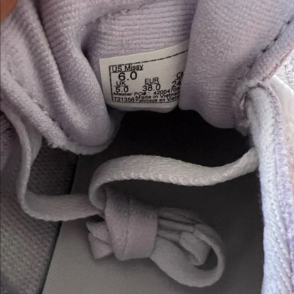 Women’s Vans Foil Suede Brooklyn Shoes - Picture 4 of 7